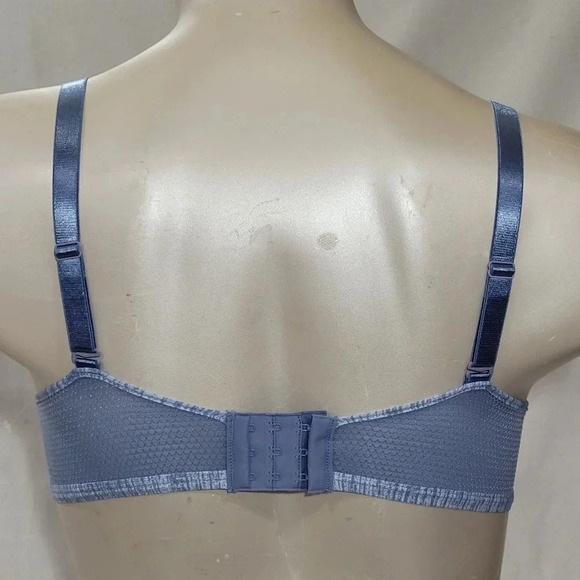 Hanes G521 HB21 Oh So Light Comfort Wireless Wire Free Bra NWT - Picture 4 of 4